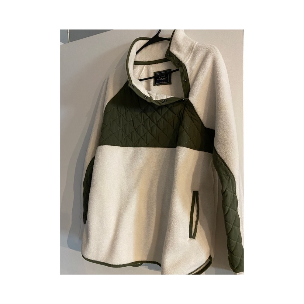Snap-up Fleece